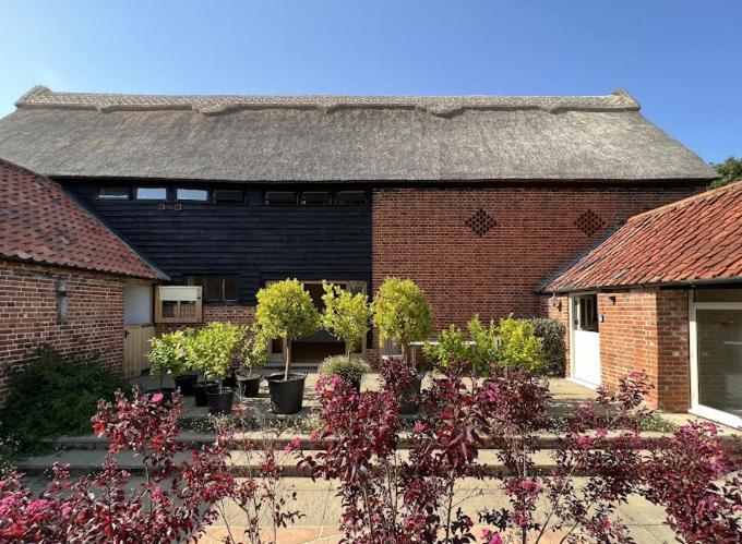فندق Dingle Marsh Barns دنويتش المظهر الخارجي الصورة